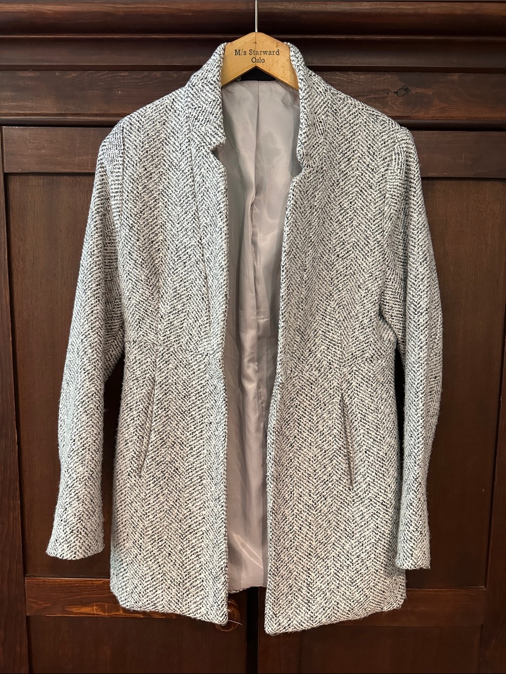 Vici • Women’s open front suit blazer • jacket • coat